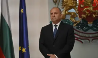 Румен Радев проведе телефонен разговор с министъра на външните работи