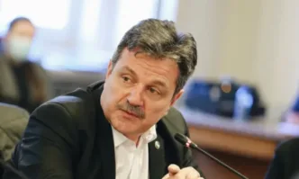 Д-р Александър Симидчиев: Здравната система у нас е изграждана така, че хора с власт да могат да я усукват в своя полза