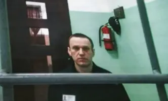 Лидерът на руската опозиция Алексей Навални е бил преместен в