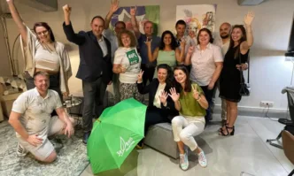 Зелено движение което е част от Демократична България провежда сбирки