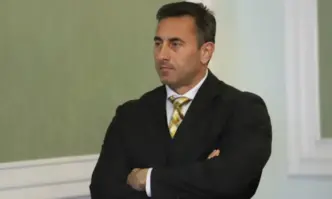 Основната месечна заплата на Румен Спецов като директор на Националната