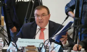 Проф. Костадин Ангелов: Здравният министър лъже, че освобождаването на шефа на Пирогов е консултирано с мен