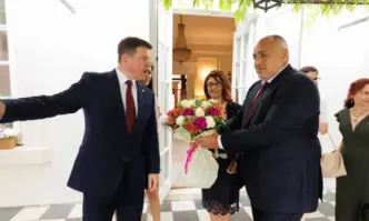 Борисов и Атанасова на прием в Британското посолство