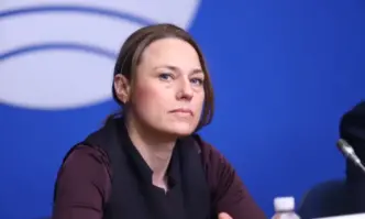 Нейната дирекция се закрива и се влива в друга Ива