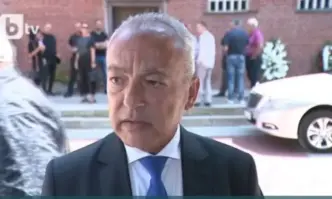 По думите на Гълъб Донев всяко едно от служебните правителства