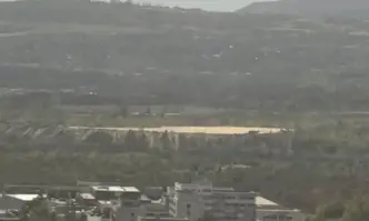 Тонове боклуци и строителни отпадъци се изсипват на незаконно сметище