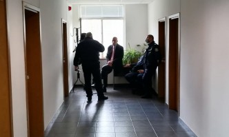 Промяната продължава със затваряне на медии Къде са защитниците на