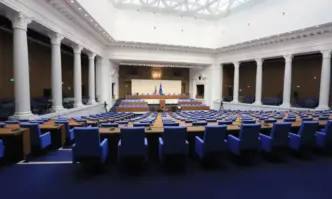 Първото им пленарно заседание на 7 септември ще е в