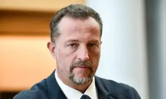 Назначенията в Конституционния съд не съответстват на изискванията за квалификация