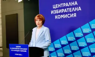 Подготовката за изборите 2 в 1 върви нормално и в