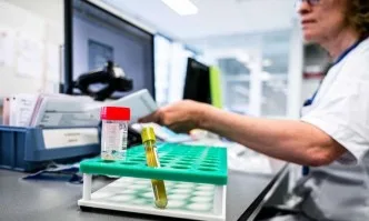 Откриват вирусологична лаборатория в Пирогов