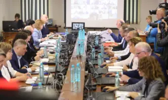 Главният прокурор си тръгна от заседанието на ВСС за да