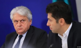 От Фейсбук профила на журналистът Цветан ФиковУважавми колеги от поне