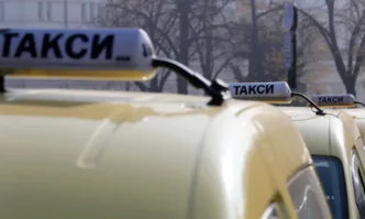 Николай Събев предлага подмяната на таксиметровите апарати да се отложи