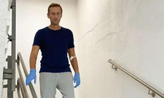 Навални е изписан от болницата