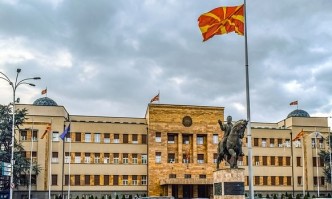 Близо 70% от българите одобряват твърдата позиция за РС Македония