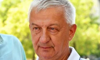 Крушарски разкри причината за раздялата на Акрапович с Локо Пд