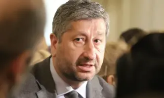 Президентът можеше да бъде част от решението на кризата а