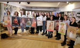 Грациите ни позират в уникална фотосесия за новия благотворителен календар