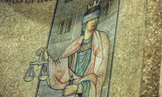 Шофьор който уби трима души на пътя в края на