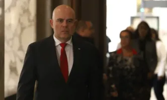 Нормално ли е в страна член на Европейския съюз да избухват