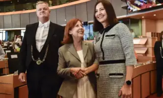 Високи оценки за Илиана Иванова в БрюкселОтговорите на кандидата за