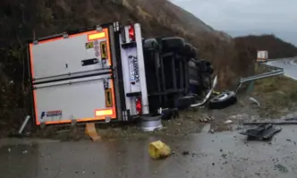 Тежкотоварен камион е катастрофирал в понеделник сутрин на автомагистрала Марица Инцидентът