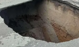 Осигурен е алтернативен маршрут между Ахтопол и Царево съобщи МВР