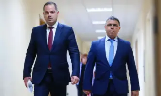 Министър Стоянов разкри какво се проверява в Лукойл