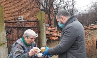 Красен Кръстев, ГЕРБ: Включих се като доброволец при раздаване на топъл обяд