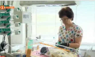 В лечебното заведение работят само 8 сестриОколо 150 деца чакат