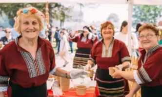 В Горна Оряховица започна първият фестивал на горнооряховското гърне Това