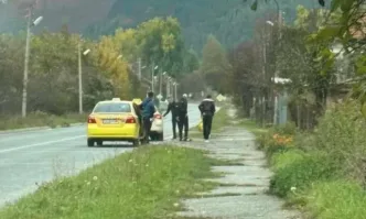 След реформата на Рашков: Поредна група мигранти в Годеч, града остана без полиция