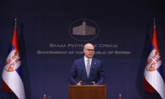 Премиерът на Сърбия Милош Вучевич подаде оставка на фона на