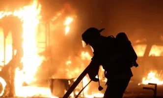 Силни експлозии във фабрика за боеприпаси в сръбския град Чачак наложиха евакуация
