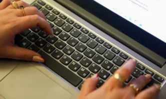 От 1 юни хартиената трудова книжка става електронна и се