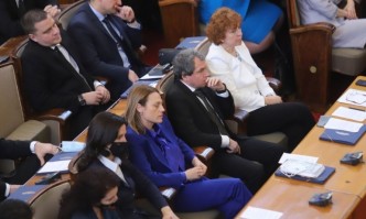 Уважаеми приятели Политическа партия Има такъв народ започва нова инициатива Повече от