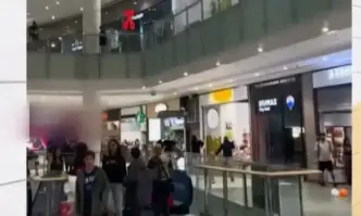 Грозни сцени на спор за момиче между агитки на ЦСКА