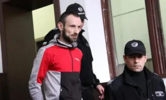 По искане на адвоката на 5 годишния Адриан Васил Попов делото