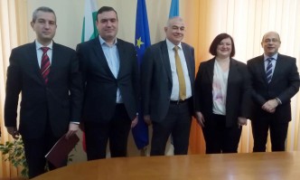 Гьоков представи Елена Аврамова Елена Аврамова която е част от