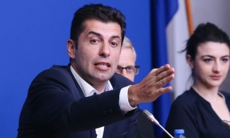 Въпреки че действието се е развило през 2001 г в