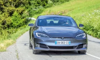 Съд във Флорида осъди в петък американско време компанията Тесла