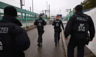 Няколко институции в Берлин съобщиха че са получили заплахи за