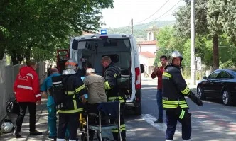 Няма пострадали в пожара в старческия дом в Благоевград (СНИМКИ)