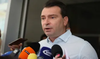 БСП не трябва да избира за свой лидер министър от