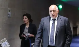 Спорът между бившия финансов министър Асен Василев и наследилата го