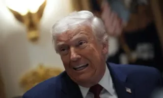 Американският президент Доналд Тръмп втвърди още реториката по казуса с