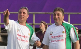 Христо Стоичков почете паметта на бившия си съотборник в националния