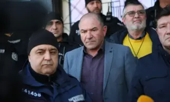 Министърът да си даде оставката за да не стане като