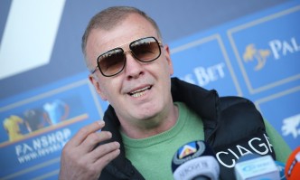 В специалния филм по БНТ посветен на Наско Сираков собственикът